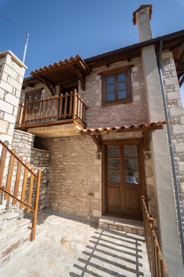 Villa Korfes-Κορφές Τριώροφη Βίλα Για Οικογένειες Και Παρέες Karpenísion Exteriör bild