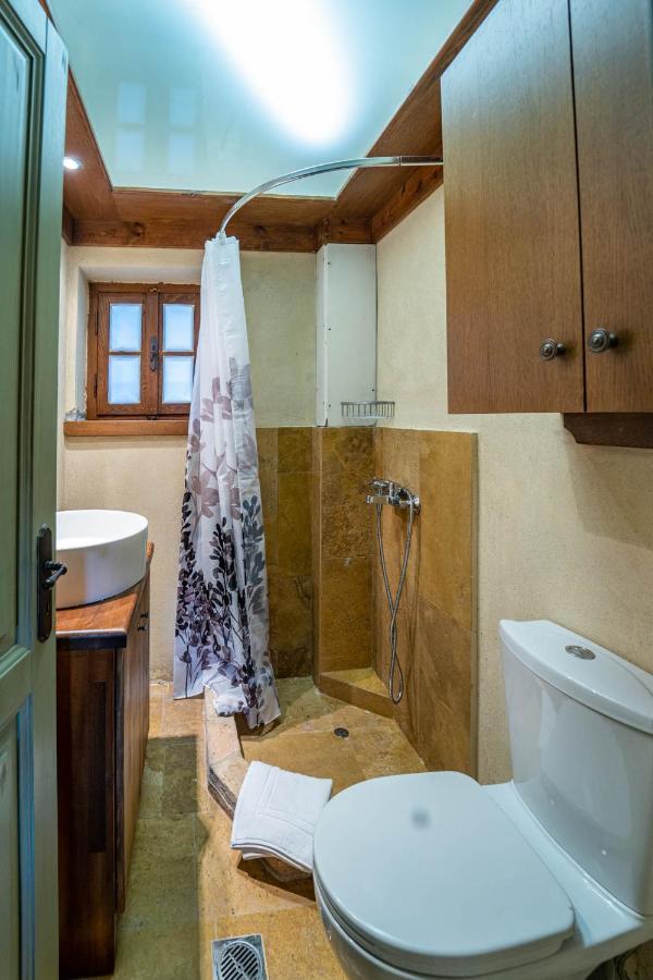 Villa Korfes-Κορφές Τριώροφη Βίλα Για Οικογένειες Και Παρέες Karpenísion Exteriör bild